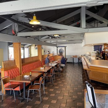 Fire Fish Sushi and More - Interior - Sushi Bars Near Me - Temecula, California
