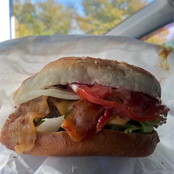 Sunshine General Store - Bacon cheeseburger - Diners Near Me - Brookeville, Maryland Sunshine General Store - Bacon cheeseburger - Diners Near Me - Brookeville, Maryland