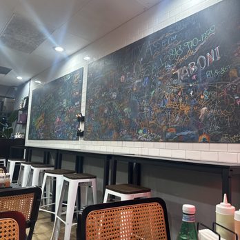 Taboni - Pizza Near Me - Tarzana, California