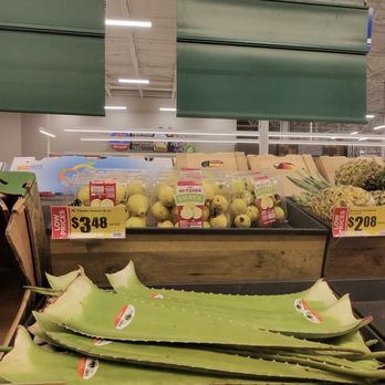 H-E-B - Drugstores Near Me - Lubbock, Texas