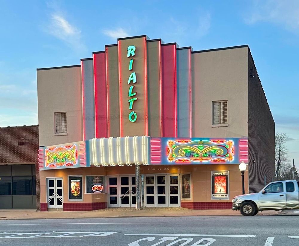 Social spots from Rialto Theater