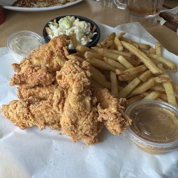 Colonial Cafe - Naperville - Crispy Chicken Tenders - Ice Cream & Frozen Yogurt Near Me - Naperville, Illinois
