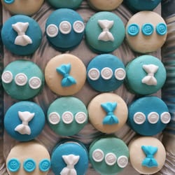 Edible Designs - Baby shower themed macarons