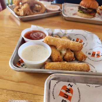 Bunz - two trays of food on a table - Burgers Near Me - San Antonio, Texas Bunz - two trays of food on a table - Burgers Near Me - San Antonio, Texas