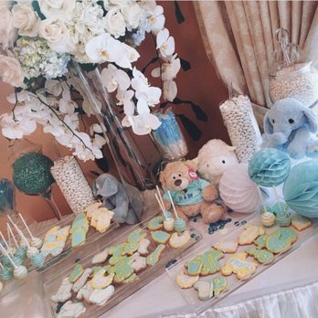 Classic Le Palais Pastry - They made the cutest cookies and cake pops for our son's Brit Milah - Desserts Near Me - Los Angeles, California Classic Le Palais Pastry - They made the cutest cookies and cake pops for our son's Brit Milah - Desserts Near Me - Los Angeles, California