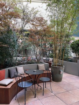 Victoria Palace Hotel by null