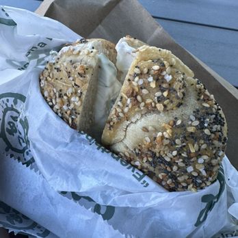 Ess-A-Bagel - Everything bagel with scallion cream cheese - Bagels Near Me - New York, New York Ess-A-Bagel - Everything bagel with scallion cream cheese - Bagels Near Me - New York, New York