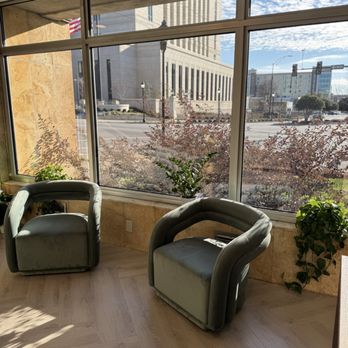 River Falls Spa - Welcoming and comfy waiting room - Massage Near Me - Greenville, South Carolina River Falls Spa - Welcoming and comfy waiting room - Massage Near Me - Greenville, South Carolina