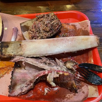 Terry Black's Barbecue - fall off the bone ya dig - Barbeque Near Me - Austin, Texas