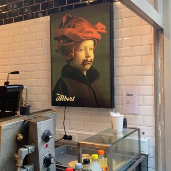 Chez Albert - Inside - Waffles Near Me - Bruges, VWV Chez Albert - Inside - Waffles Near Me - Bruges, VWV