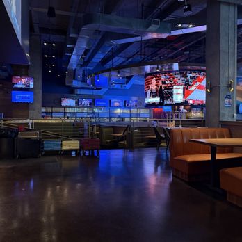 Hero by HG - Sports Bars Near Me - Dallas, Texas Hero by HG - Sports Bars Near Me - Dallas, Texas