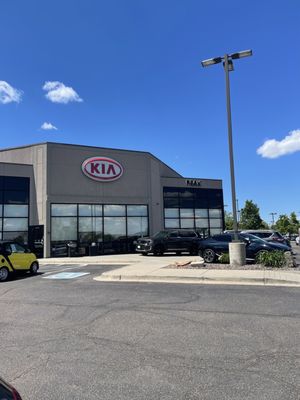 PEAK KIA LITTLETON - Updated October 2025 - 48 Photos & 268 Reviews ...
