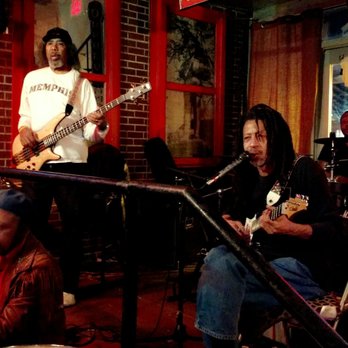 Club Handy - a group of people playing instruments - Dive Bars Near Me - Memphis, Tennessee Club Handy - a group of people playing instruments - Dive Bars Near Me - Memphis, Tennessee