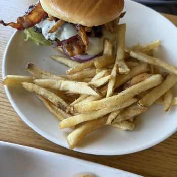 Applebee's Grill + Bar - Bacon and cheese burger - American Near Me - Elk Grove, California Applebee's Grill + Bar - Bacon and cheese burger - American Near Me - Elk Grove, California