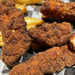 Put-in-Bay Brewery & Distillery - Burnt chicken