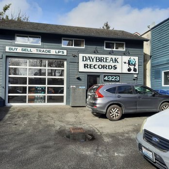 Daybreak Records - Entrance - Vinyl Records Near Me - Seattle, Washington Daybreak Records - Entrance - Vinyl Records Near Me - Seattle, Washington