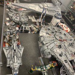 The Minifig Shop