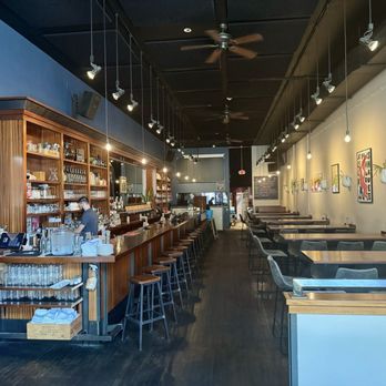The Dirty Truth - Interior - New American Near Me - Northampton, Massachusetts