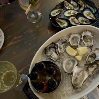 Jacqueline - Oysters and baked mussels - Cocktail Bars Near Me - Portland, Oregon
