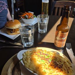 Veggie Shepherd's Pie Side Salad Build Your Own Black Bean Burger Veggie Shepherd's Pie Side Salad Build Your Own Black Bean Burger