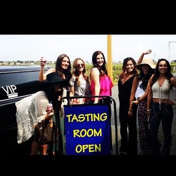 VIP Transportation - Wine Tasting - Airport Shuttles Near Me - Fresno, California VIP Transportation - Wine Tasting - Airport Shuttles Near Me - Fresno, California