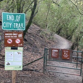 Martin Canyon Creek Trail - Entrance of hiking trail - Hiking Near Me - Dublin, California