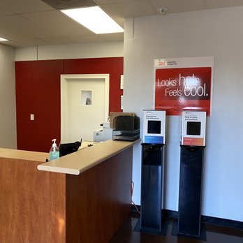 Z Auto Glass & Tint - Windshield Installation & Repair Near Me - Murrieta, California Z Auto Glass & Tint - Windshield Installation & Repair Near Me - Murrieta, California