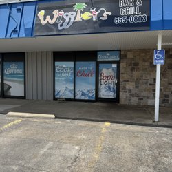 Wigglers Bar & Grill - Entrance