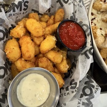 Tom's Watch Bar - Cheese curds - Sports Bars Near Me - Washington, DC, District of Columbia