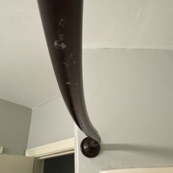 757 Maids - Soap build up a n curtain rods - Home Cleaning Near Me - Chesapeake, Virginia 757 Maids - Soap build up a n curtain rods - Home Cleaning Near Me - Chesapeake, Virginia