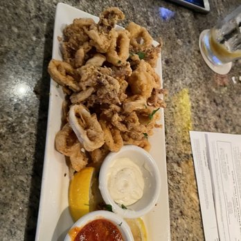BJ's Restaurant & Brewhouse - Calamari - Pizza Near Me - Modesto, California