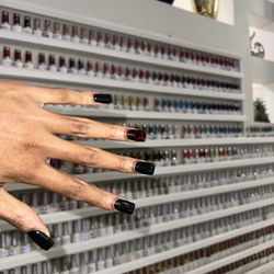 Luxy Nails and Spa - - Flash on