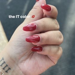 Charlie's Bar Nails Club - Loved my nails!