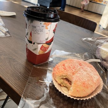 85°C Bakery Cafe-Pleasanton - Bakeries Near Me - Pleasanton, California 85°C Bakery Cafe-Pleasanton - Bakeries Near Me - Pleasanton, California
