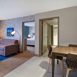 Home2 Suites by Hilton Wichita Downtown Delano - Guest room