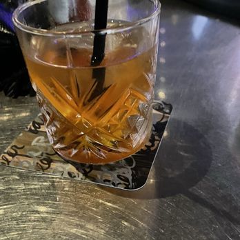 Yard House - Old Fashioned - New American Near Me - Atlanta, Georgia
