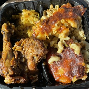 Little Jamaica - Stew chicken, cabbage, macaroni and cheese. - Caribbean Near Me - Memphis, Tennessee