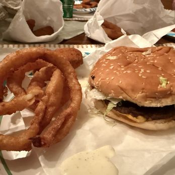 H & W Drive In - Cheese burger, onion rings, jalapeño poppers, crinkle cut fries and some ranch. - Burgers Near Me - Merced, California H & W Drive In - Cheese burger, onion rings, jalapeño poppers, crinkle cut fries and some ranch. - Burgers Near Me - Merced, California