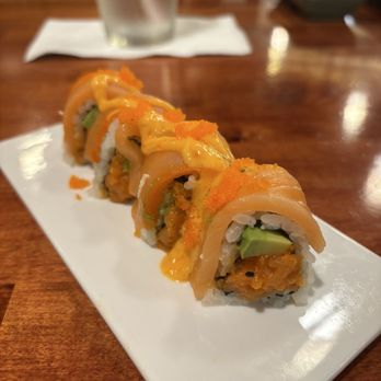 Japan House - Crazy Salmon Roll - Sushi Bars Near Me - Irving, Texas Japan House - Crazy Salmon Roll - Sushi Bars Near Me - Irving, Texas