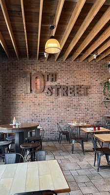 10th Street Diner by null