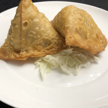 Apna Kitchen - Vegetable Samosa - Indian Near Me - Columbus, Indiana Apna Kitchen - Vegetable Samosa - Indian Near Me - Columbus, Indiana