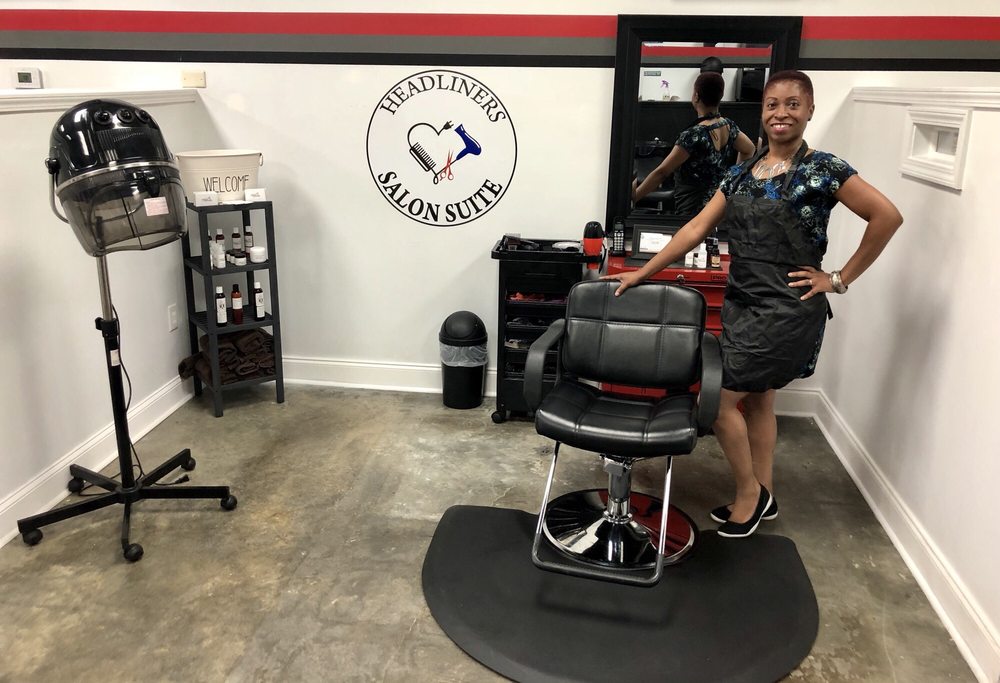 HEADLINERS Updated September 2024 20 Photos 2420