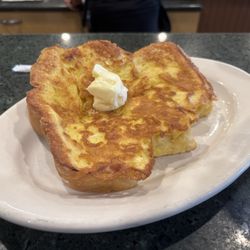 Dutch Village Restaurant - Amazing French toast