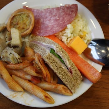 Lufthansa Lounge - Airport Lounges Near Me - Dulles, Virginia