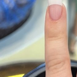 Eureka Nails - French tip nail