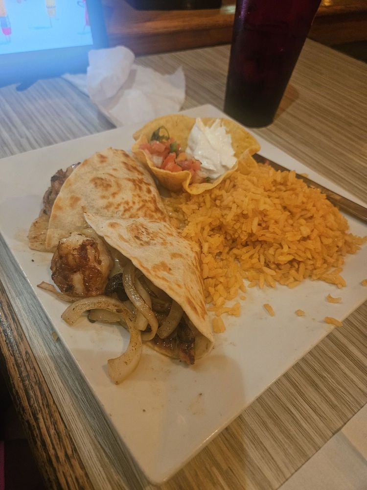 Los MaGueys Mexican Restaurant