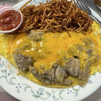 Bonanza Cafe - Chili Verde Omelette - Breakfast & Brunch Near Me - Fort Mohave, Arizona