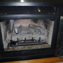 Top Hat Home Comfort Services - Our existing fireplace insert. 124 Four Seasons. Ottawa