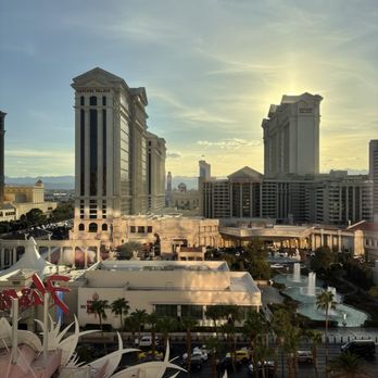 Flamingo Las Vegas - View - Hotels Near Me - Las Vegas, Nevada Flamingo Las Vegas - View - Hotels Near Me - Las Vegas, Nevada