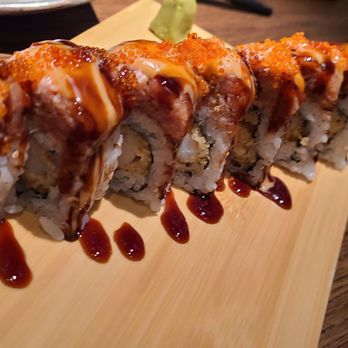 Qimura Sushi & Ramen - Samurai Roll - Sushi Bars Near Me - Windsor, California Qimura Sushi & Ramen - Samurai Roll - Sushi Bars Near Me - Windsor, California